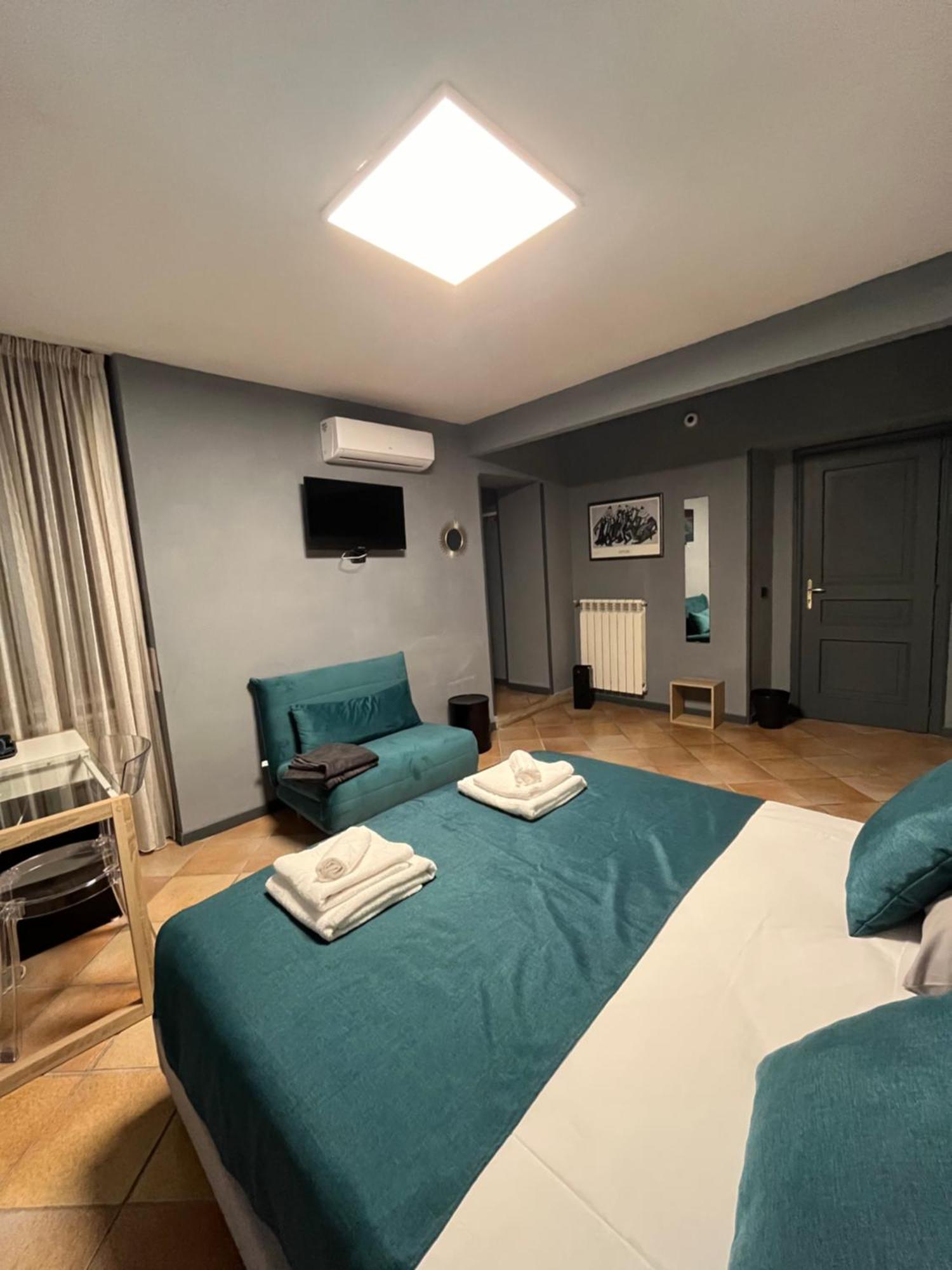 Naples Luxury Suites B&B Dış mekan fotoğraf